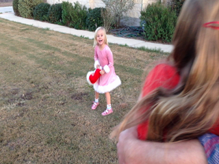 Click to Play Video 2012-12-24 015 Christmas Eve at T&S.png